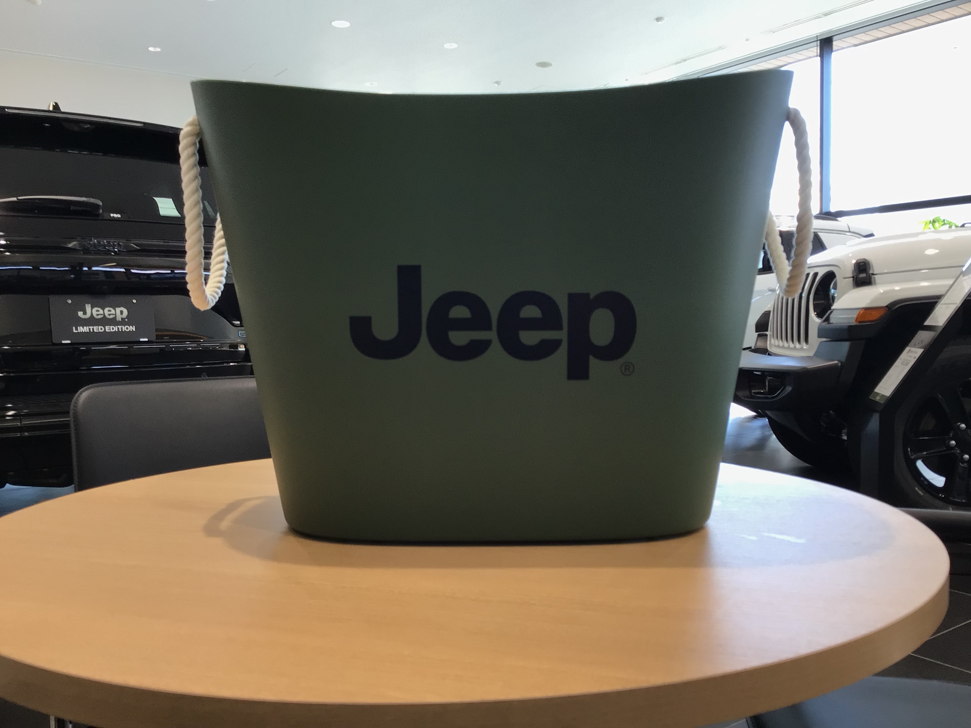 jeep グッズ 販売 ストア